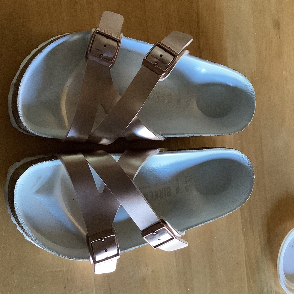 Birkenstock Kids Arizona Rose Gold Double-Buckle Sandals - Picture 6 of 6